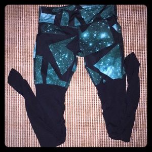 Alo workout pants, polyester blend, size large